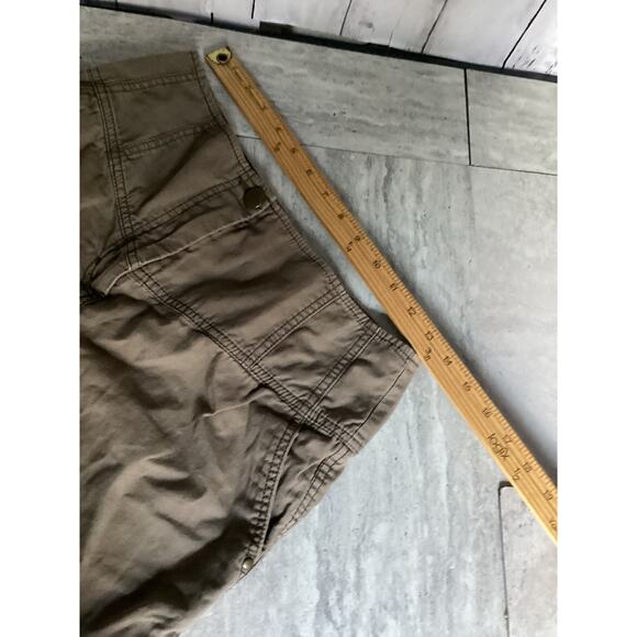 H&M 4 Pocket Cargo Mini Skirt in olive.100% cotton size -6 W27 L16 - Picture 3 of 6